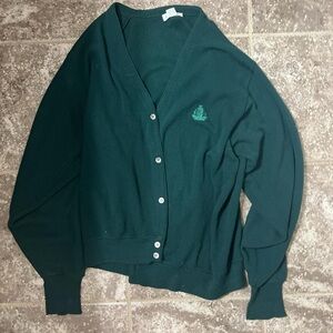 Green vintage cardigan sweater vintage size large but I like to wear it oversize